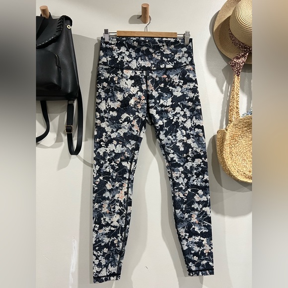 Lululemon Leggings Spring Bloom Size 10 - Picture 2 of 14